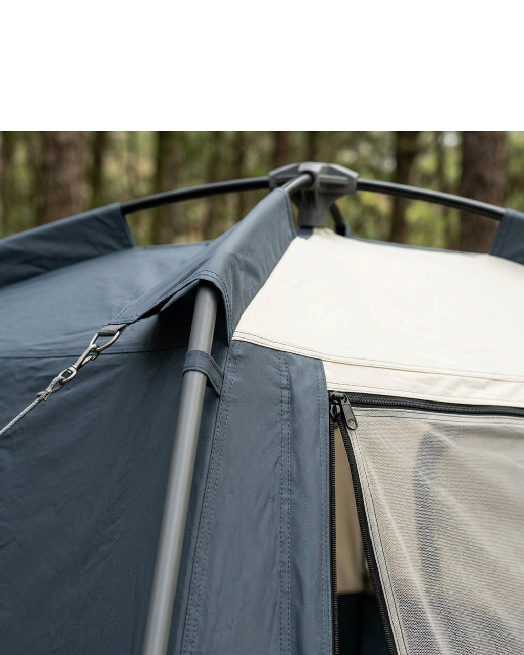 Wlid Four-Person Cabin Tent 240 x 220 cm Slate and Cream - Detail view
